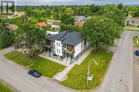 77 Granton Avenue Ottawa ON K2G 1L2