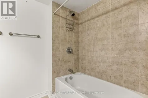 346 Farincourt Crescent Ottawa ON K4A 0M6