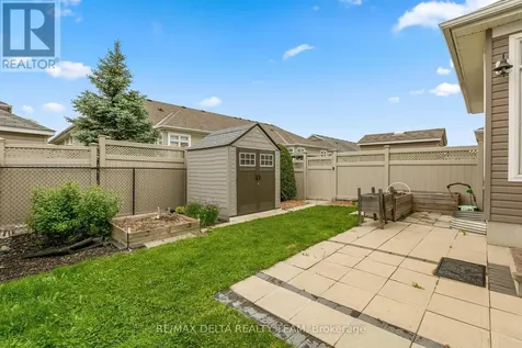 346 Farincourt Crescent Ottawa ON K4A 0M6