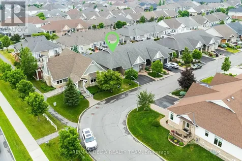 346 Farincourt Crescent Ottawa ON K4A 0M6