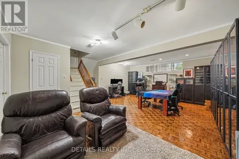 152 Foxfield Drive Ottawa ON K2J 2T1