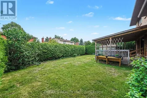 152 Foxfield Drive Ottawa ON K2J 2T1