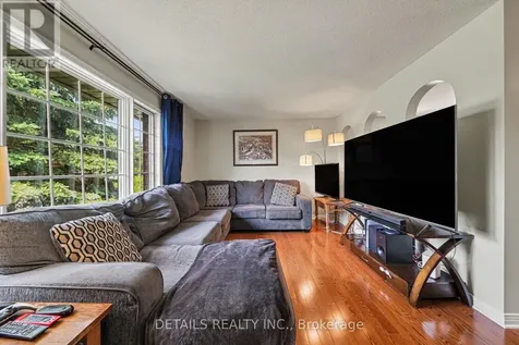152 Foxfield Drive Ottawa ON K2J 2T1