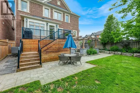 166 Baber Crescent Aurora ON L4G 0Y6