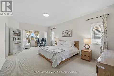 116 Elyse Court Aurora ON L4G 2C9
