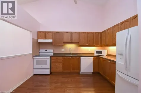 566 Southridge Drive Hamilton ON L9C 7W5