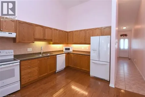 566 Southridge Drive Hamilton ON L9C 7W5