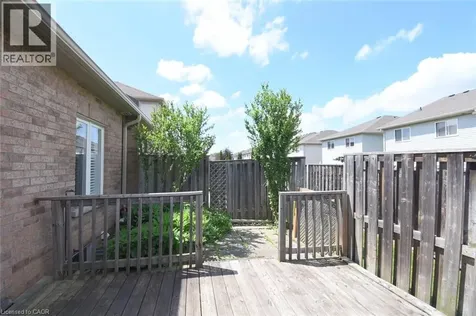 566 Southridge Drive Hamilton ON L9C 7W5