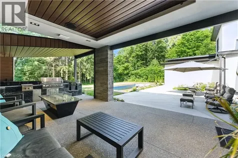 6 Campbell Farm Road Brantford ON N3T 5L6