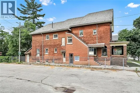 33 Nelson Street Brantford ON N3T 2M7