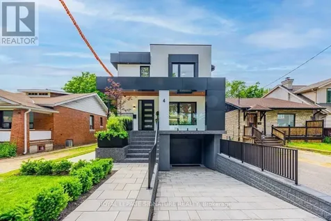4 Stanhope Avenue Toronto (broadview North) ON M4K 3N5