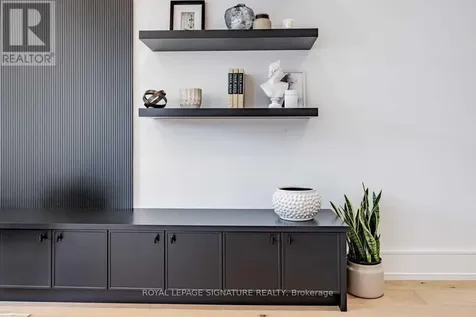 4 Stanhope Avenue Toronto (broadview North) ON M4K 3N5