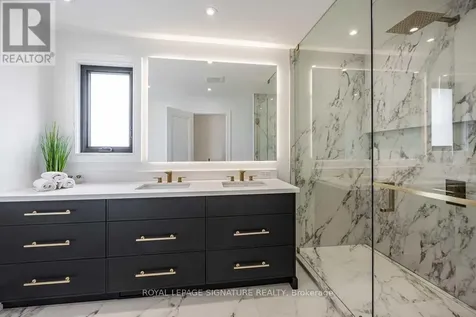 4 Stanhope Avenue Toronto (broadview North) ON M4K 3N5