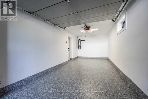 4 Stanhope Avenue Toronto (broadview North) ON M4K 3N5