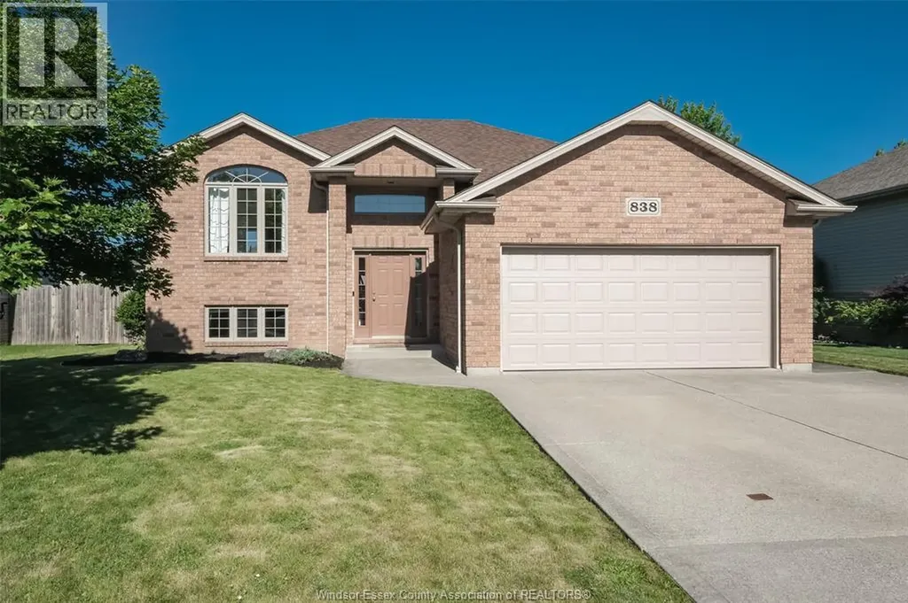 838 Southwood Drive Lakeshore ON N8L 1G1