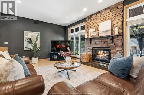 696 George Kennedy Way Lakeshore ON N8L 1A3