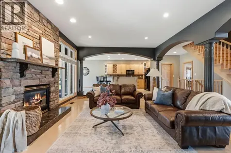 696 George Kennedy Way Lakeshore ON N8L 1A3