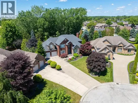 696 George Kennedy Way Lakeshore ON N8L 1A3