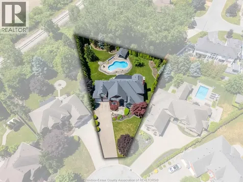 696 George Kennedy Way Lakeshore ON N8L 1A3