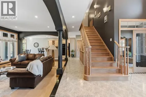 696 George Kennedy Way Lakeshore ON N8L 1A3