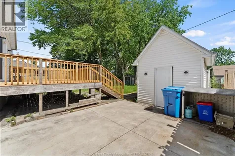 6045 Wyandotte Street East Windsor ON N8S 1N3