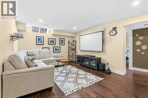 3556 Hallee Crescent Windsor ON N8W 0B3