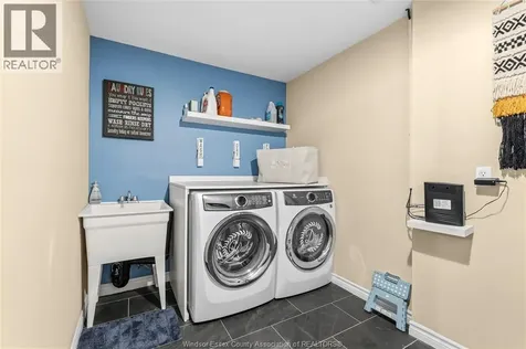 3556 Hallee Crescent Windsor ON N8W 0B3