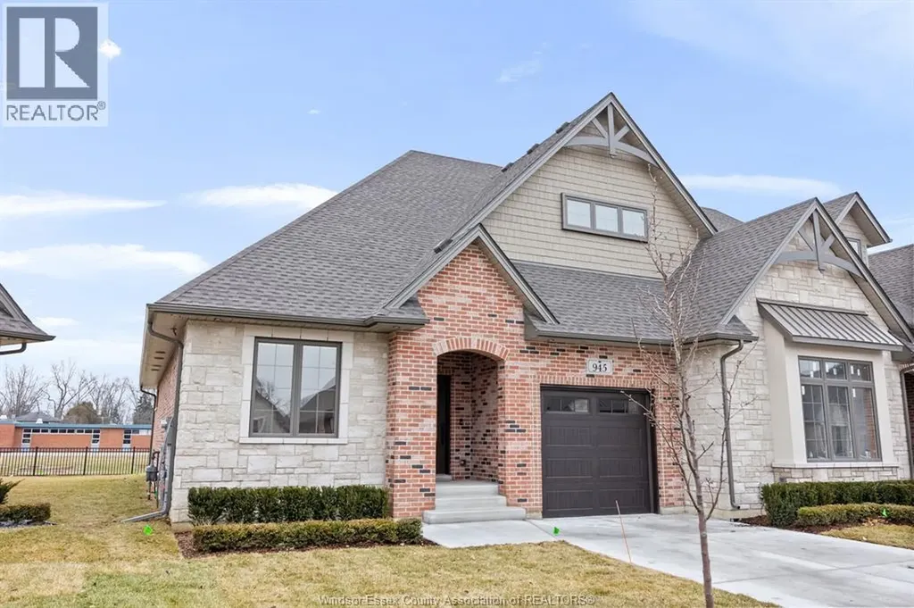 945 St. Jude Court Windsor ON N9G 0B7