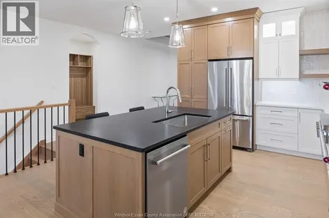 945 St. Jude Court Windsor ON N9G 0B7
