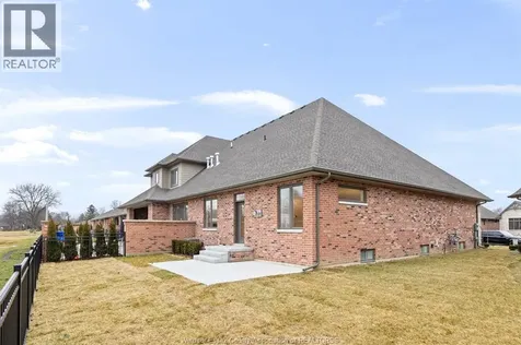 945 St. Jude Court Windsor ON N9G 0B7