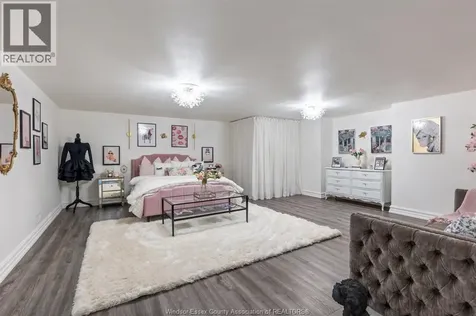 208 Crystal Bay Drive Amherstburg ON N9V 4A6