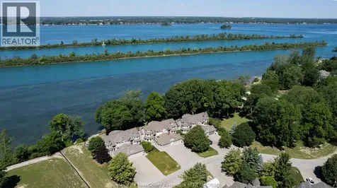 208 Crystal Bay Drive Amherstburg ON N9V 4A6