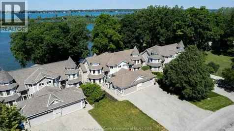 208 Crystal Bay Drive Amherstburg ON N9V 4A6