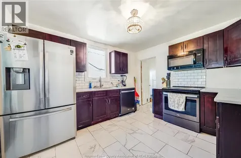 2286 Forest Avenue Windsor ON N8W 2G6