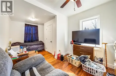 2286 Forest Avenue Windsor ON N8W 2G6