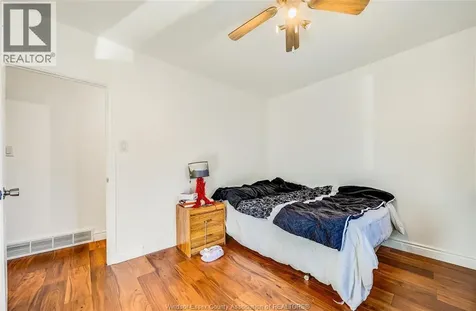 2286 Forest Avenue Windsor ON N8W 2G6