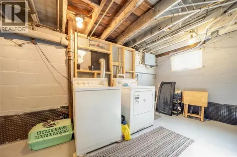 2286 Forest Avenue Windsor ON N8W 2G6