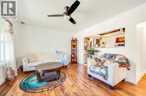 2286 Forest Avenue Windsor ON N8W 2G6