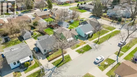 2286 Forest Avenue Windsor ON N8W 2G6