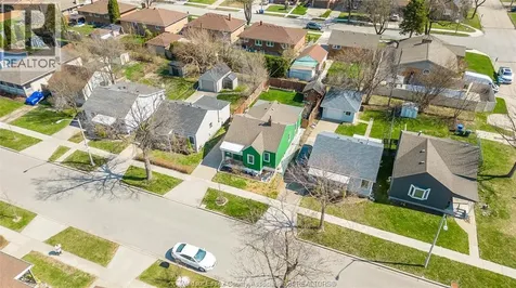 2286 Forest Avenue Windsor ON N8W 2G6