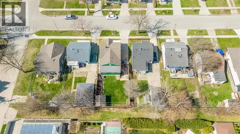 2286 Forest Avenue Windsor ON N8W 2G6
