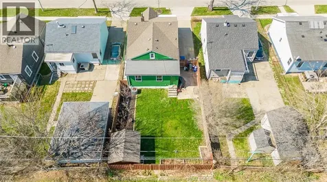 2286 Forest Avenue Windsor ON N8W 2G6