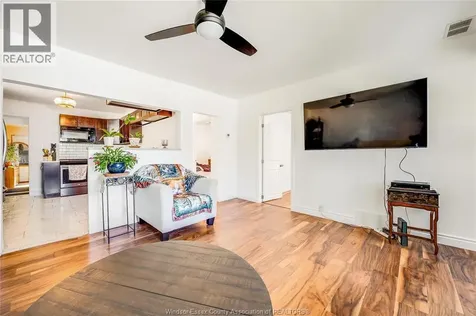 2286 Forest Avenue Windsor ON N8W 2G6