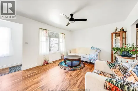 2286 Forest Avenue Windsor ON N8W 2G6