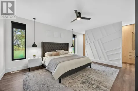 1016 Lakeshore Road East Oro-medonte ON L0L 1T0