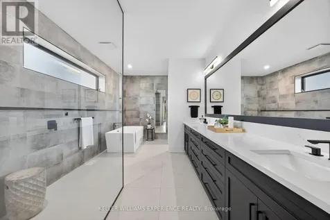 1016 Lakeshore Road East Oro-medonte ON L0L 1T0