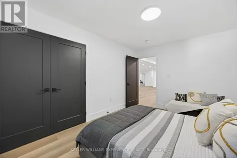 1016 Lakeshore Road East Oro-medonte ON L0L 1T0