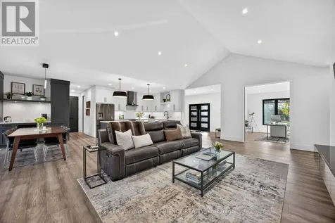 1016 Lakeshore Road East Oro-medonte ON L0L 1T0