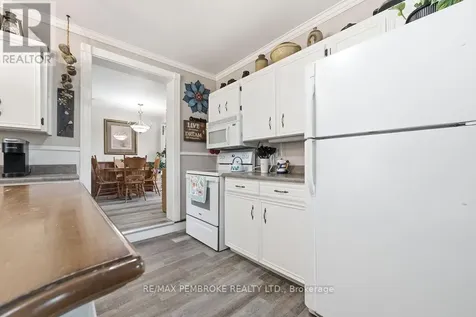 558 Mackay Street Pembroke ON K8A 1E6