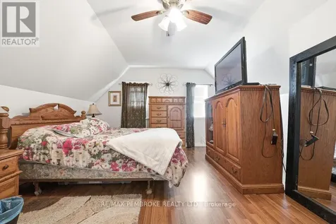 558 Mackay Street Pembroke ON K8A 1E6